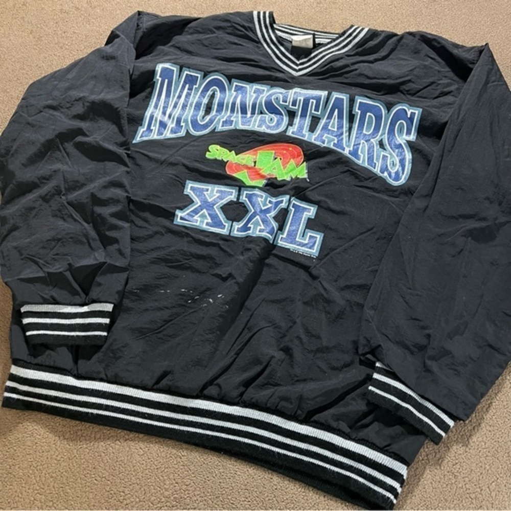VINTAGE 1996 SPACE JAM MONSTARS WARNER BROS. BLACK LARGE TEAM WINDBREAKER JACKET